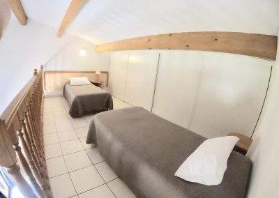 Location d'appartement avec piscine, Ota